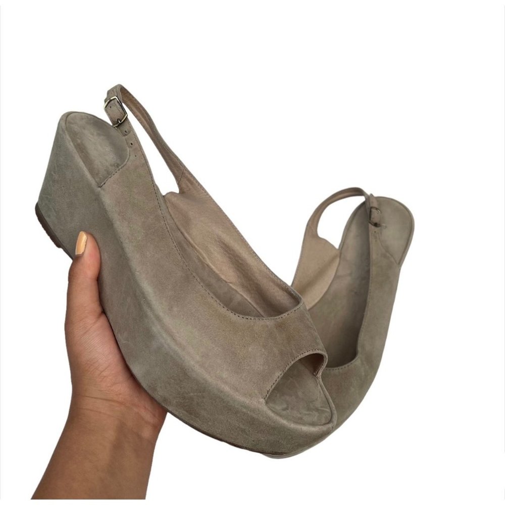 Chocolat Blu Sophia Suede Slingback Wedges 10